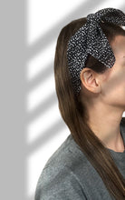 Load image into Gallery viewer, Butterfly Spots Scarf
